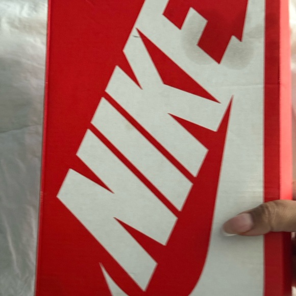 Nike Dunk Low Retro in University Blue and White 8.5 men’s worn once - Picture 8 of 10